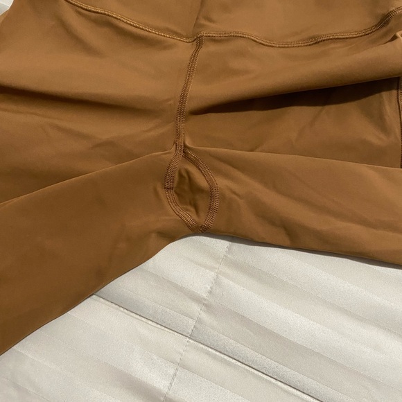 🤎High Rise Fast And Free Bike Shorts / LULULEMON Athletica - Picture 3 of 6